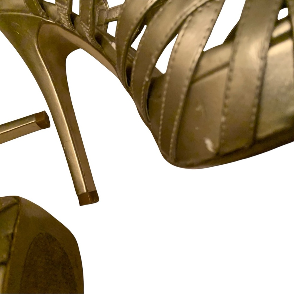 ALDO Women's Elegant Gold Heels - Picture 7 of 8